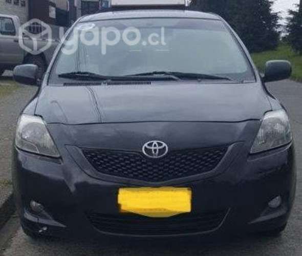 Taxi colectivo toyota yaris 2009