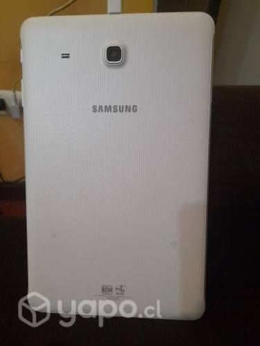 tablet semi nuevo funcionando