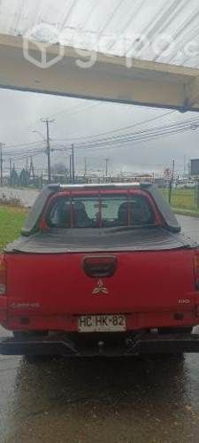 Se vende camioneta Mitsubishi L200