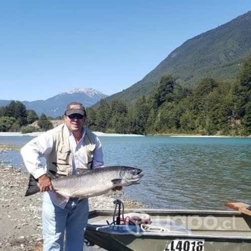 Pesca Deportiva en Llanada Grande Cochamó
