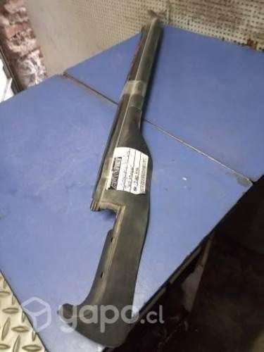 Moldura lame vidrio pta del izq Ranger 2.3 Arg