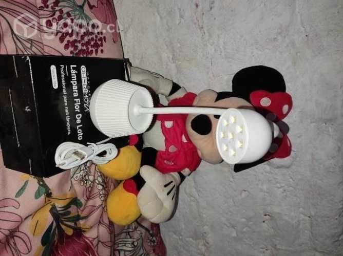 Lámpara flor de uñas