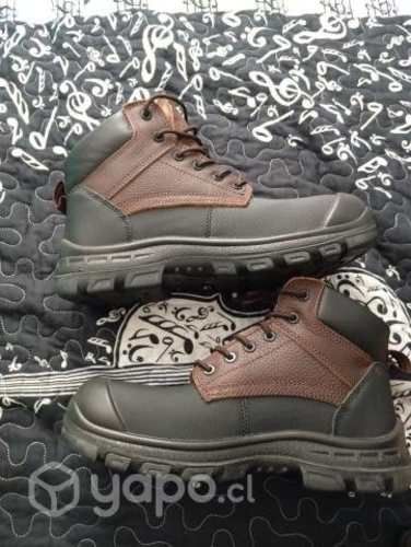 Zapatos de seguridad hombre talla 41 están nuevos