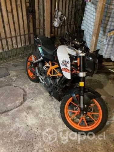 Se Vende Moto KTM DUKE 390cc