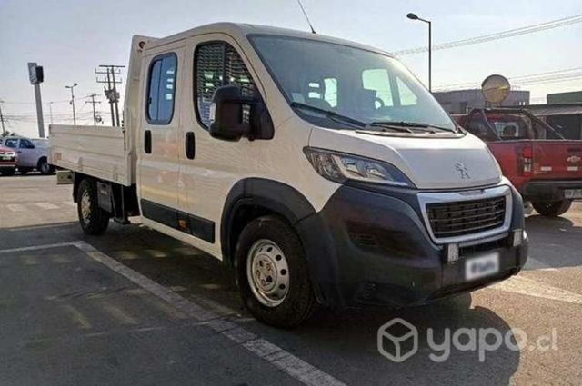 Se arrienda Furgon 3/4