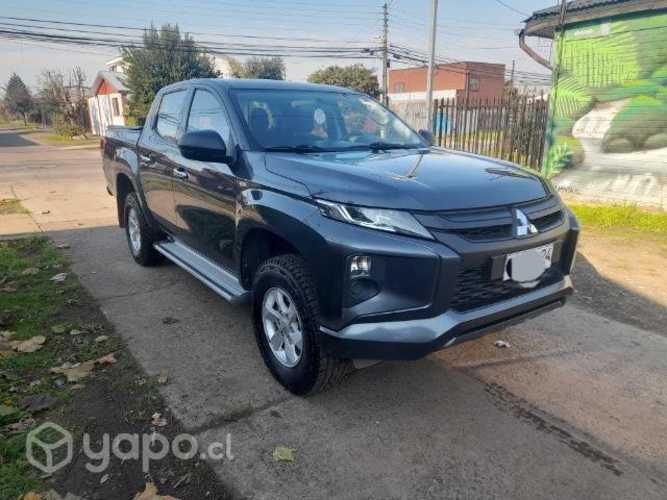 Mitsubishi l200 2019