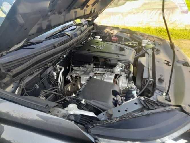 Mitsubishi l200 2019