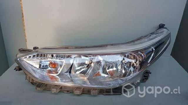 Optico toyota yaris izquierdo