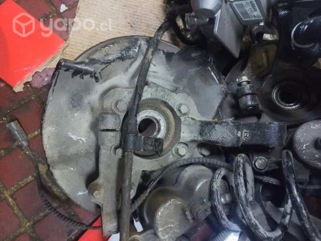 Muñón derecho hyundai santafe 4x4 2011