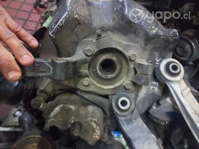 Muñón izquierdo kia sorento 2011 4x4