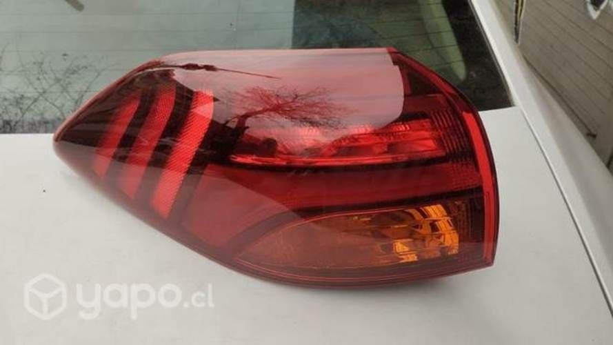 Foco izquierdo Hyundai tucson led 2019-2021