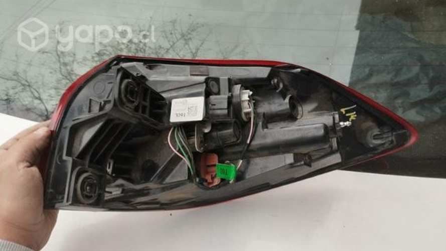 Foco izquierdo Hyundai tucson led 2019-2021