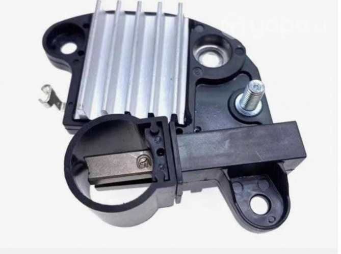 Reguladores 12 volt y 24 volt