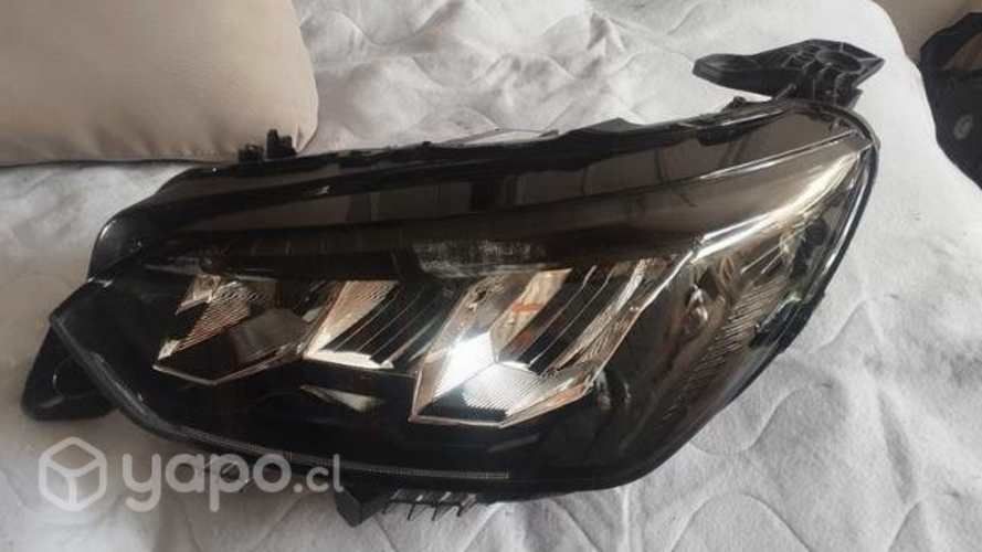 Foco optico derecho Peugeot 