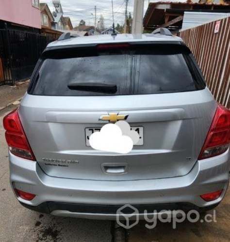 Vendo tracker 4x4 2017 tope de línea automatica