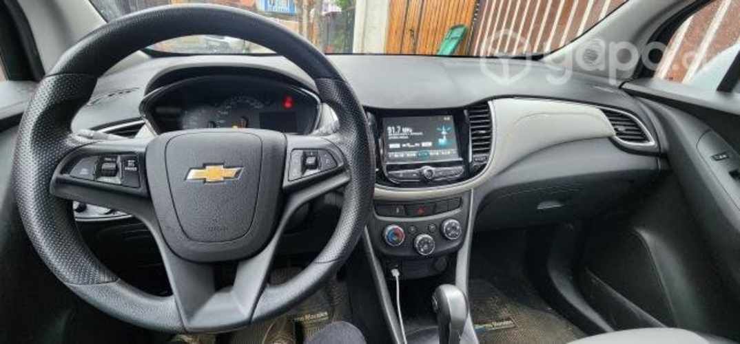 Vendo tracker 4x4 2017 tope de línea automatica