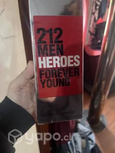 Perfume nuevo sellado Carolina herrera