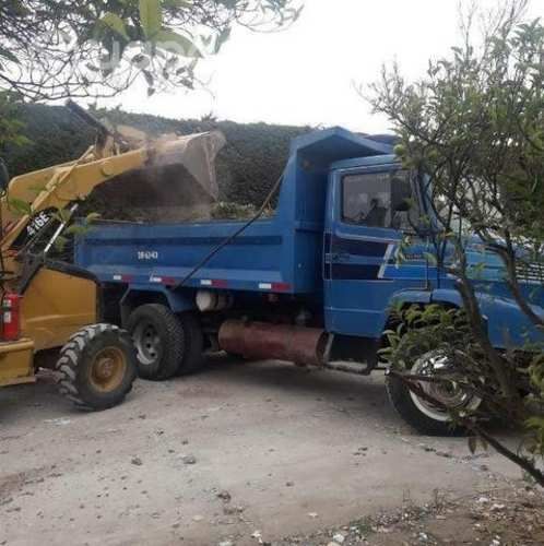 Fletes, áridos, escombros y movimientos de tierra