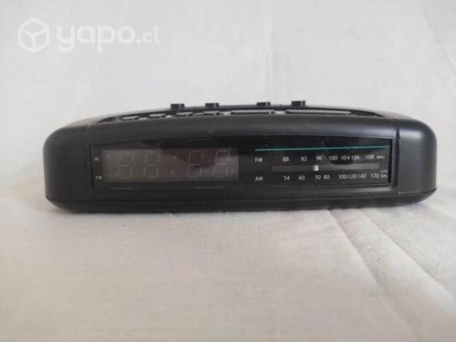Radio Reloj Despertador IRT