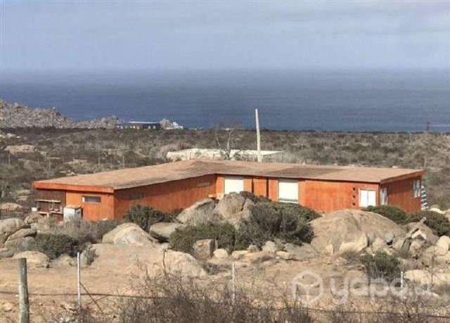 Casa amoblada linda vista al mar dentro de campo k