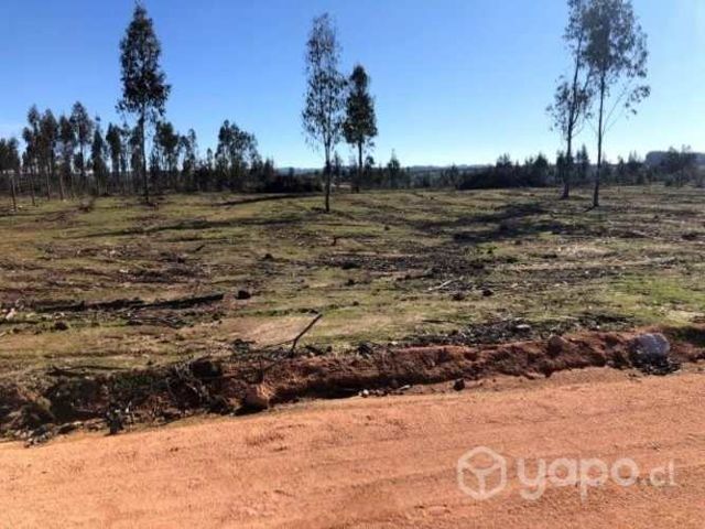 Vendo terreno con luz y agua