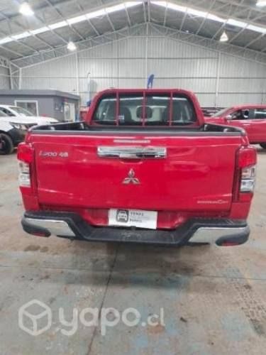 Mitsubishi l200 2022