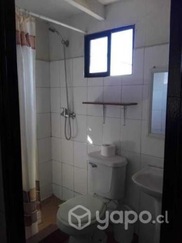 Arriendo amoblado un ambiente interior