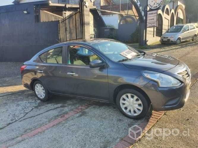 Nissan versa 2019