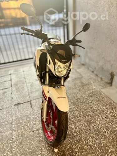 Moto Honda CB 250 Twister