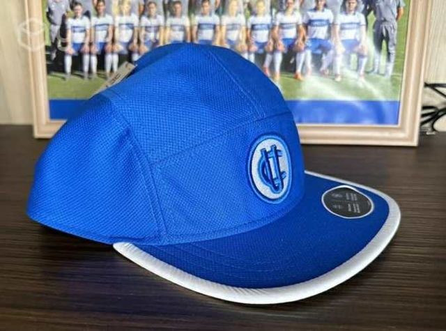 Gorro o jockey Universidad Católica