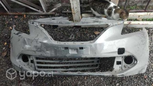 Parachoque delantero sail y baleno