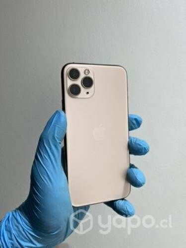 IPhone 11 Pro dorado usado sin caja en buen estado