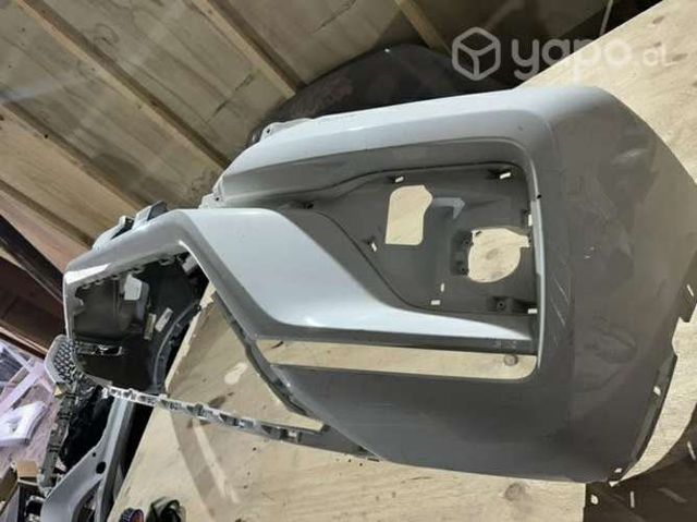 Parachoque Toyota fortuner