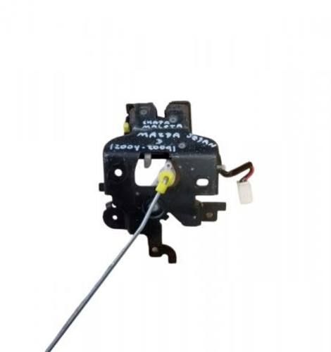 Chapa/Cerradura Tapa Maleta (Sedán) Mazda3 2005-09