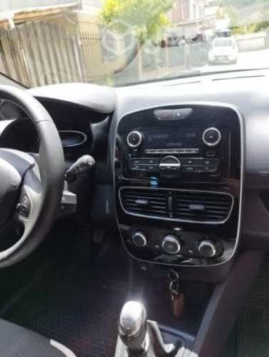 Vendo renault clio año 2020 manual (1.3cc)