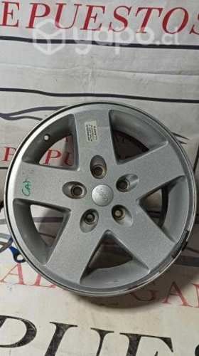 Llanta Jeep wrangler #1796 ARO17 2.8 2013