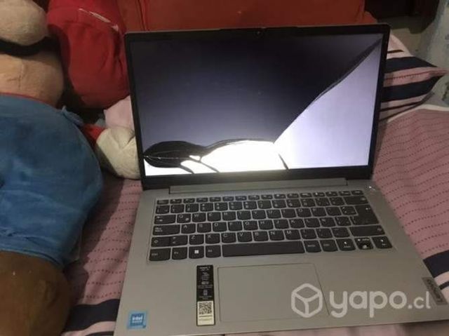 Portatil pantalla rota está nueva (repuesto)