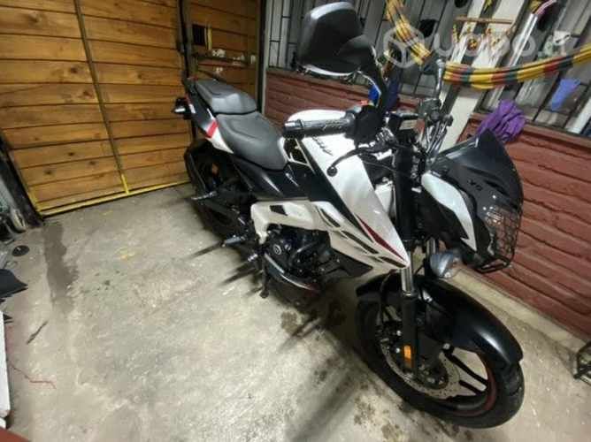 Pulsar ns 200 km 9.900