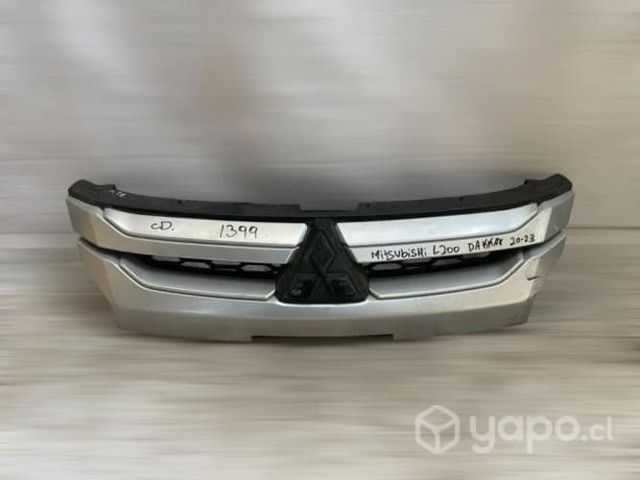 Mascara mitsubishi l200 dakkar 2020 2023