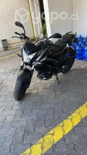 moto bajaj pulsar NS 200 FI
