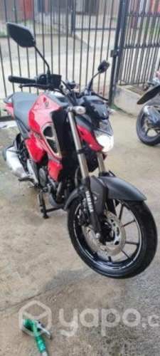Moto Yamaha FZ S 150 Roja