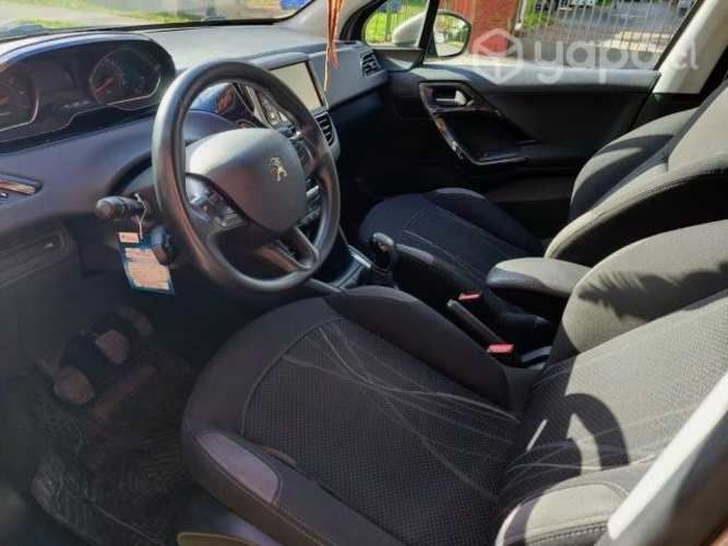 Vendo Peugeot 208 1.2 VTI 82 HP Active 2013