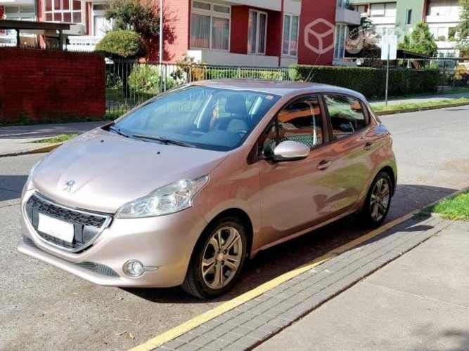 Vendo Peugeot 208 1.2 VTI 82 HP Active 2013