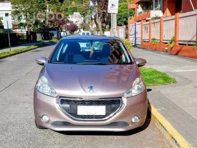 Vendo Peugeot 208 1.2 VTI 82 HP Active 2013