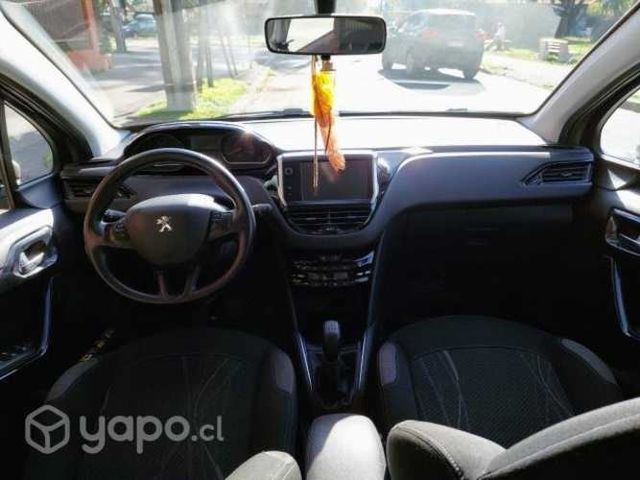 Vendo Peugeot 208 1.2 VTI 82 HP Active 2013