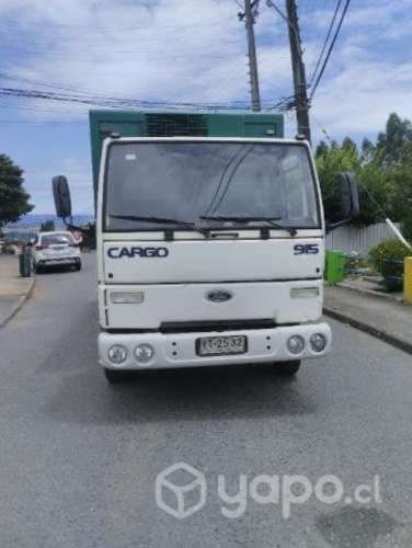 Ford cargo 915