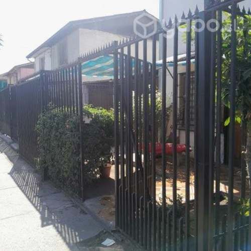 Acogedora casa comuna de conchali