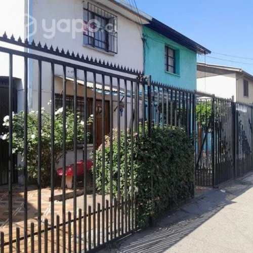 Acogedora casa comuna de conchali