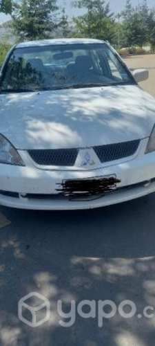 Se vende Mitsubishi Lancer