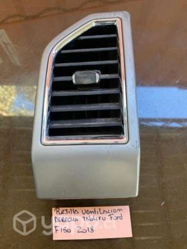 Rejilla ventilacion derecha tablero Ford F150 2018